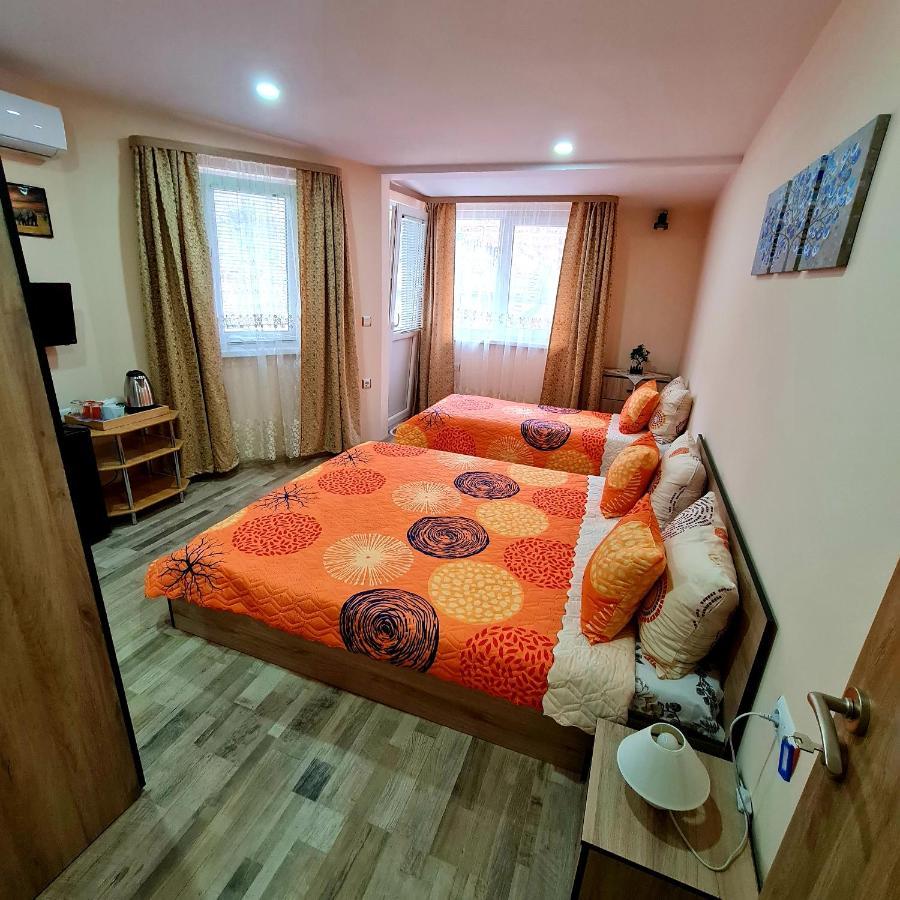 Fema Guest House Balchik Exterior foto