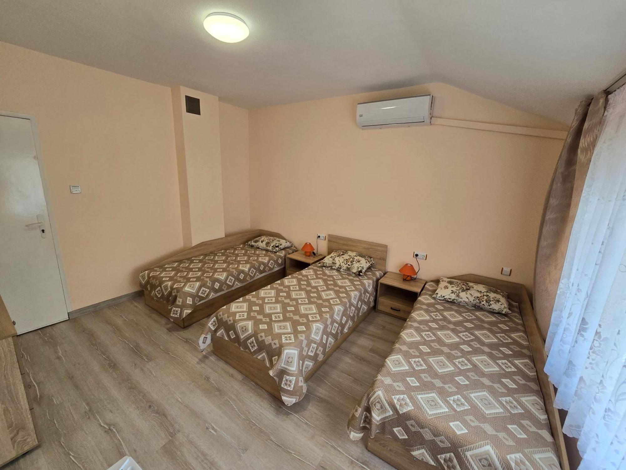Fema Guest House Balchik Quarto foto