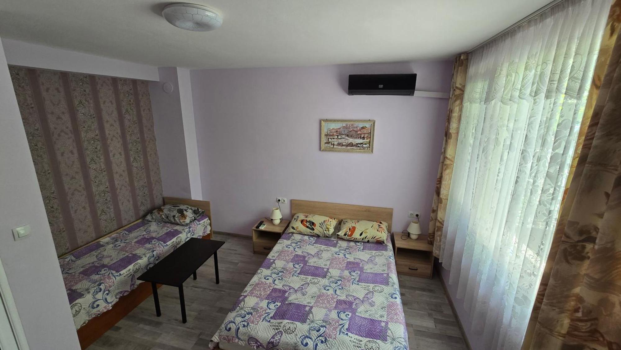 Fema Guest House Balchik Quarto foto