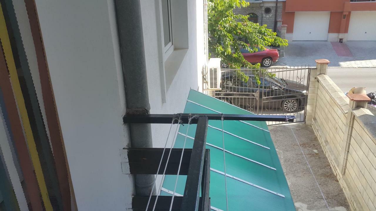Fema Guest House Balchik Exterior foto